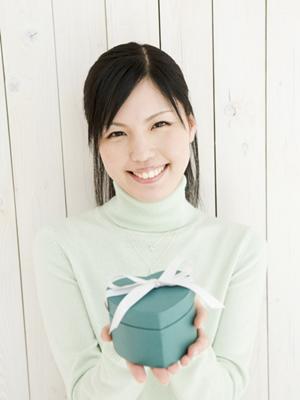 色と柄のバリエーションが豊富なこどもエプロン